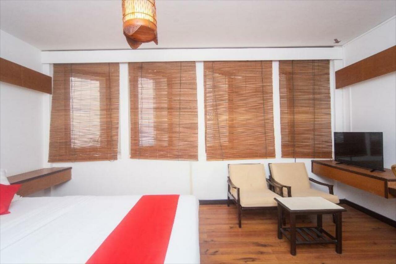 Oyo 1030 Nak Hotel Sandakan Exteriör bild